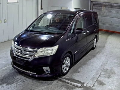 NISSAN SERENA