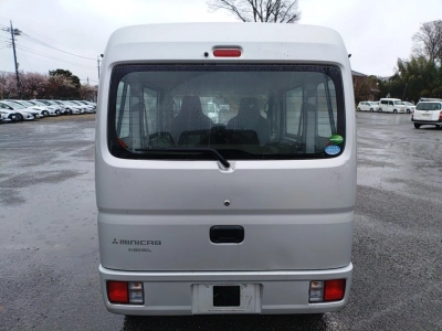 MITSUBISHI MINICAB