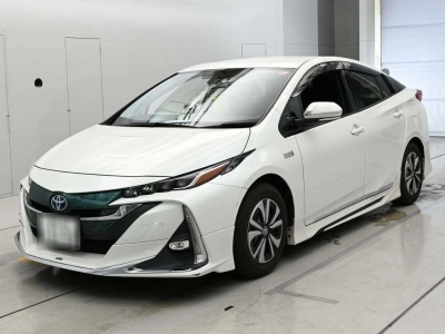TOYOTA PRIUS PHV