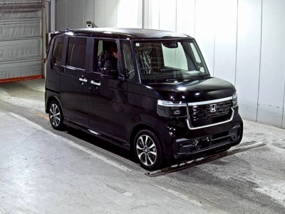 HONDA N BOX CUSTOM