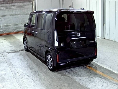 HONDA N BOX CUSTOM