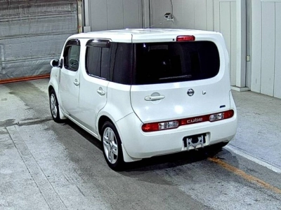 NISSAN CUBE