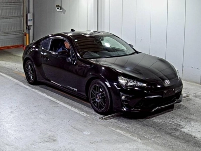 TOYOTA 86