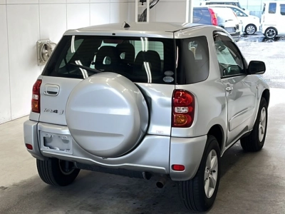 TOYOTA RAV4 L