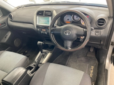TOYOTA RAV4 L