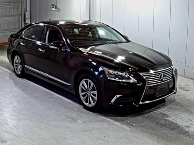 LEXUS LS