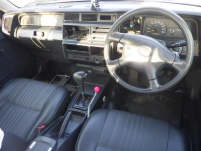 TOYOTA CROWN COMFORT