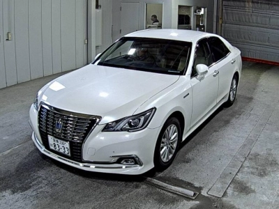 TOYOTA CROWN HYBRID