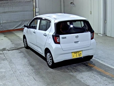 TOYOTA PIXIS EPOCH