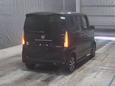 HONDA N BOX CUSTOM