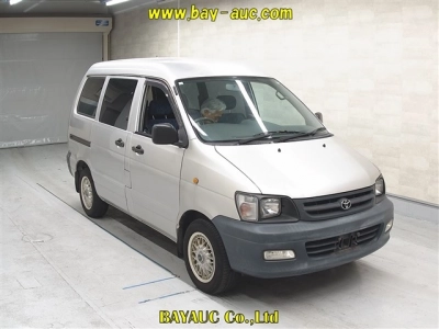 TOYOTA TOWN ACE NOAH