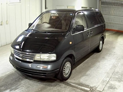 NISSAN LARGO
