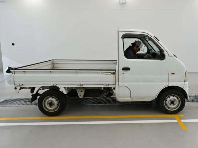 SUZUKI CARRY TRUCK
