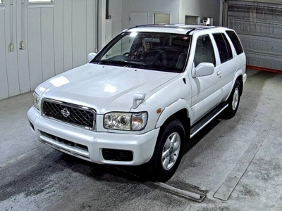 NISSAN TERRANO