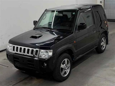 MITSUBISHI PAJERO MINI