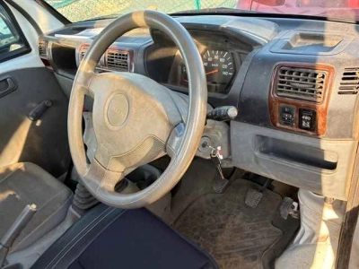 NISSAN CLIPPER TRUCK