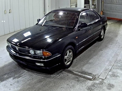 MITSUBISHI DIAMANTE