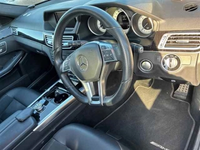 MERCEDES BENZ E CLASS STATION WAGON