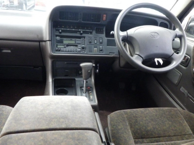 TOYOTA HIACE WAGON