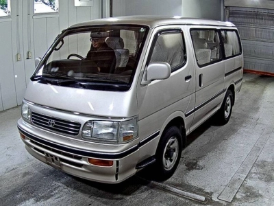 TOYOTA HIACE WAGON