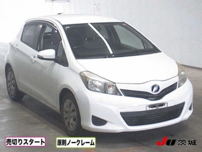 TOYOTA VITZ