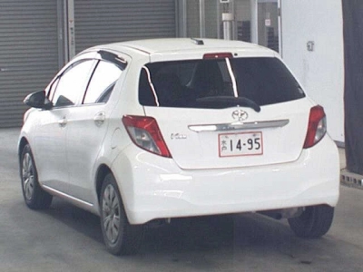 TOYOTA VITZ