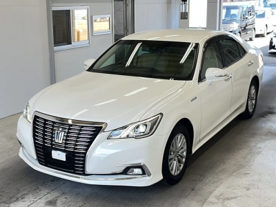 TOYOTA CROWN HYBRID