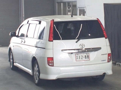 TOYOTA ISIS