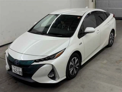 TOYOTA PRIUS PHV