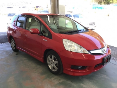 HONDA FIT SHUTTLE HYBRID