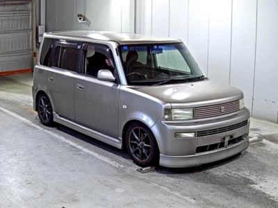 TOYOTA BB