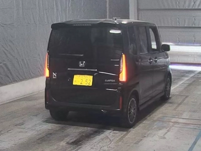 HONDA N BOX CUSTOM