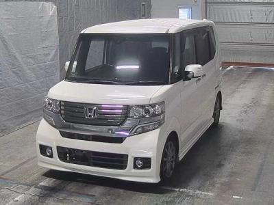 HONDA N BOX CUSTOM