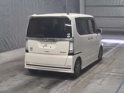 HONDA N BOX CUSTOM