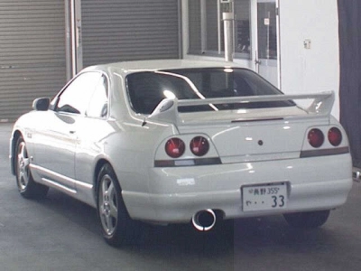 NISSAN SKYLINE