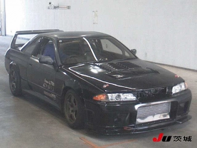 NISSAN SKYLINE