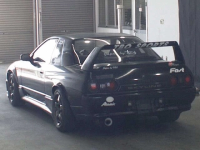 NISSAN SKYLINE