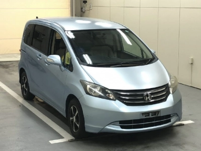 HONDA FREED