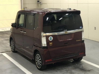 HONDA N BOX CUSTOM