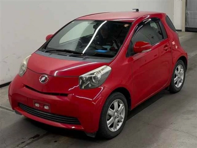 TOYOTA IQ