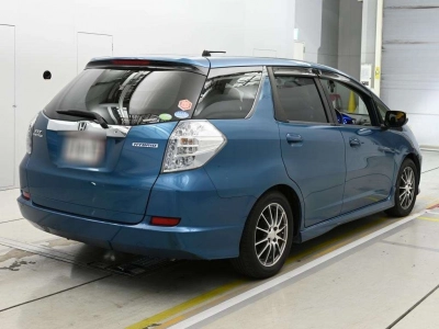 HONDA FIT SHUTTLE HYBRID