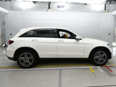MERCEDES BENZ GLC