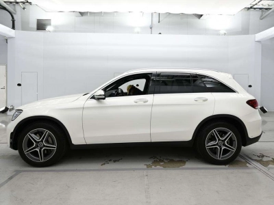 MERCEDES BENZ GLC