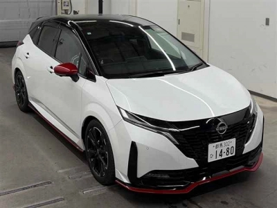 NISSAN AURA