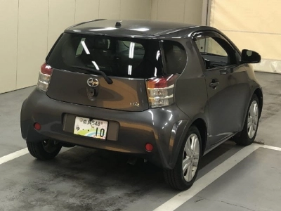 TOYOTA IQ