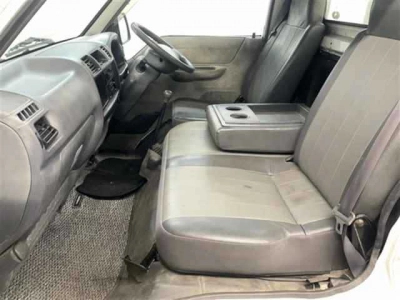 NISSAN VANETTE TRUCK