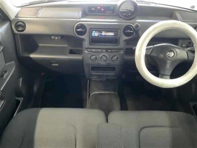 TOYOTA BB