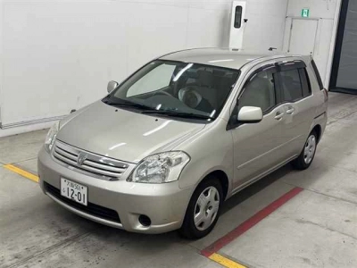 TOYOTA RAUM