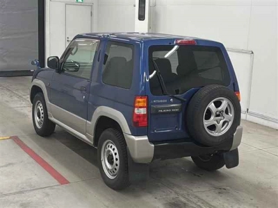 MITSUBISHI PAJERO MINI