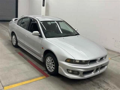 MITSUBISHI GALANT